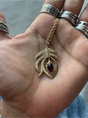 Retired Kendra Scott Pilar Pendant Necklace